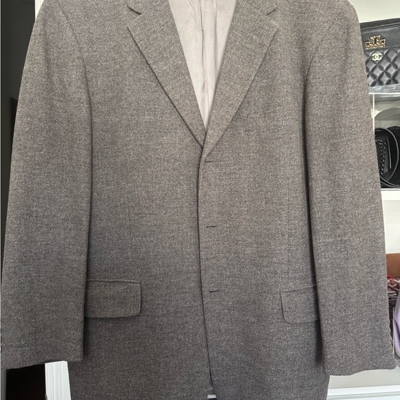 Calvin Klein Other - Calvin Klein Men’s Herringbone Blazer 42R